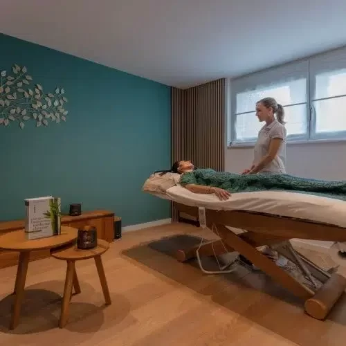 j-max-sans-titre187a4731-29-03-2023-1720012018307-scaled-qqnjrm4tosxlrnkzv7qgseepx0ktc8tyhn5lzaebns